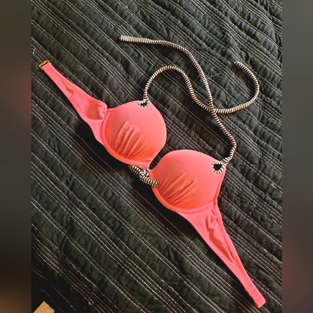 VS PINK SWIMSUIT TOP PUSHUP